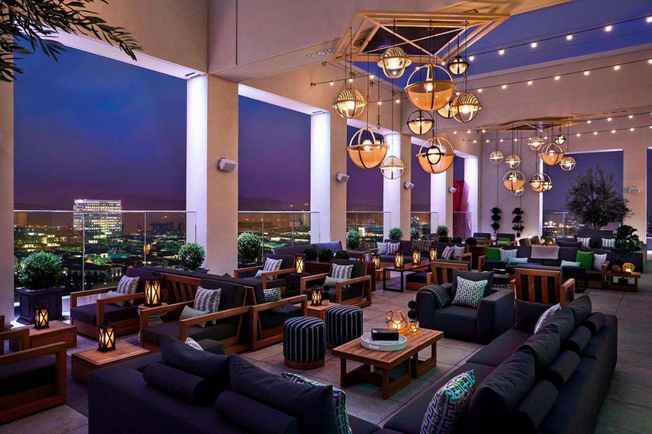 Отель Marriott Irvine Spectrum Экстерьер фото